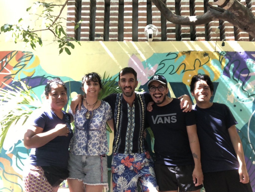 A happy picture with all the staff in my farewell : )